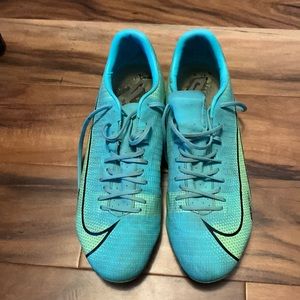 Nike mercurial cleats mens 11.5